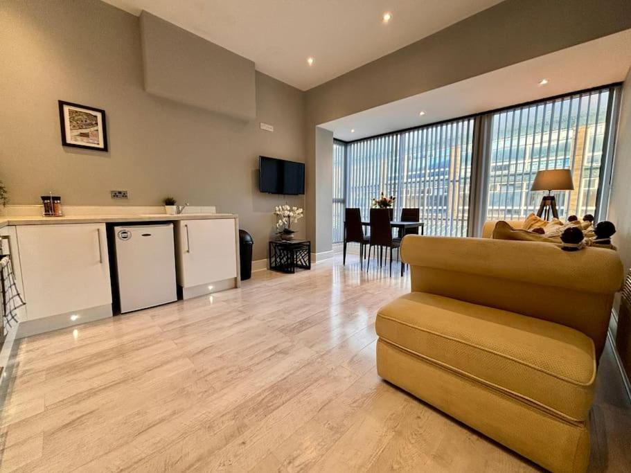 Teds Apartments-Town Centre-Apt2 黑潭 外观 照片